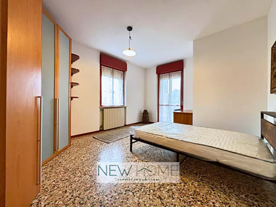 Immagine 1 di Camera in affitto  in Via Leonardo Da Vinci 4 a San Giovanni Lupatoto