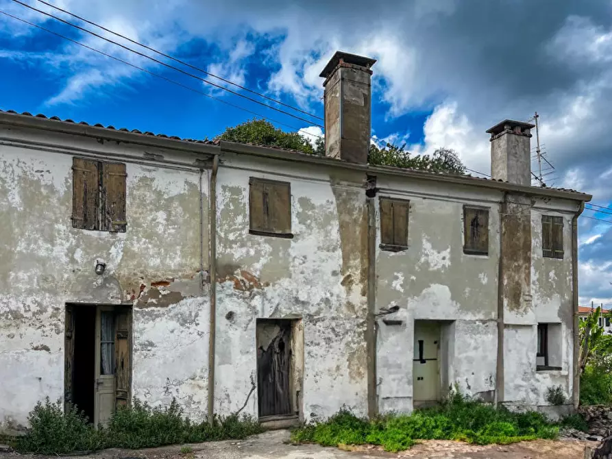 Immagine 2 di Casa indipendente in vendita  in Via Albere a Megliadino San Vitale