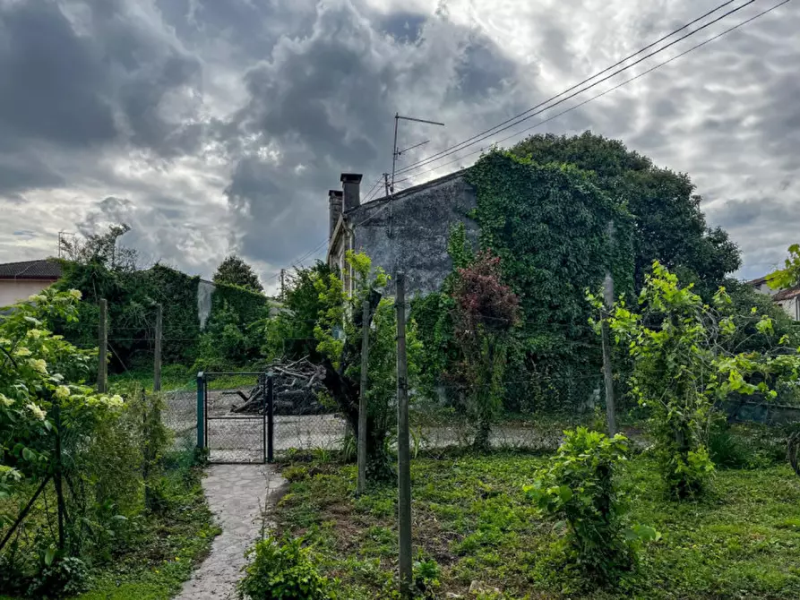 Immagine 21 di Casa indipendente in vendita  in Via Albere a Megliadino San Vitale