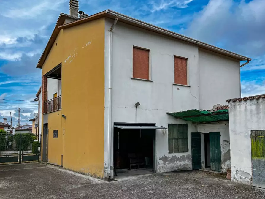 Immagine 31 di Casa indipendente in vendita  in Via Adige Inferiore a Sant'urbano