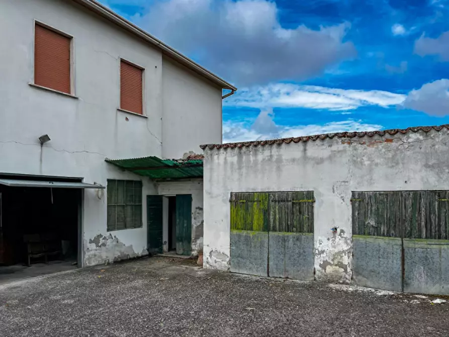 Immagine 33 di Casa indipendente in vendita  in Via Adige Inferiore a Sant'urbano