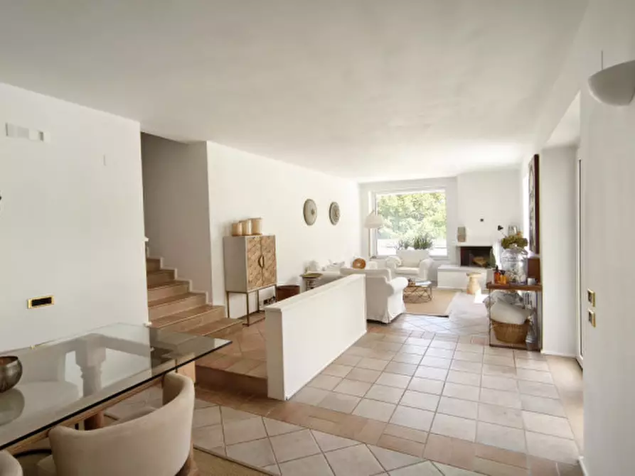 Immagine 17 di Villa in vendita  in FREEX a Martina Franca