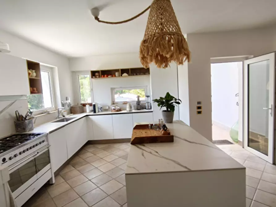 Immagine 27 di Villa in vendita  in FREEX a Martina Franca