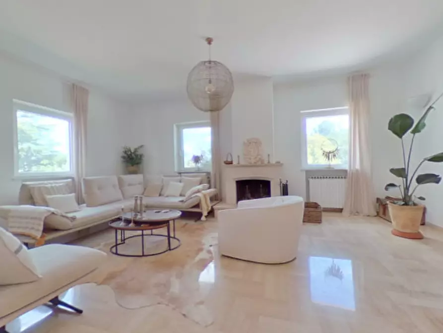 Immagine 35 di Villa in vendita  in FREEX a Martina Franca