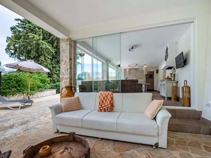 Immagine 91 di Villa in vendita  in FREEX a Martina Franca