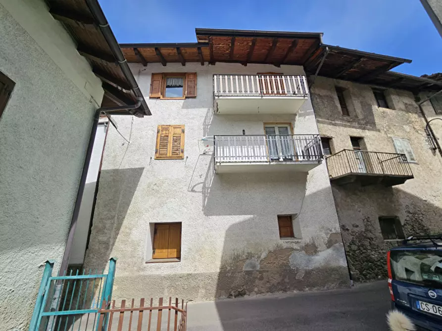 Immagine 1 di Villetta a schiera in vendita  in Via S.Giacomo a Commezzadura