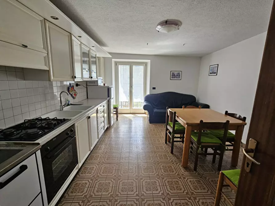 Immagine 2 di Villetta a schiera in vendita  in Via S.Giacomo a Commezzadura