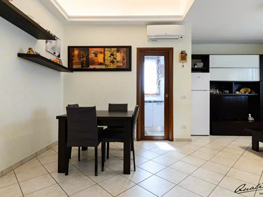 Immagine 5 di Appartamento in vendita  in Via Prizzi a Roma