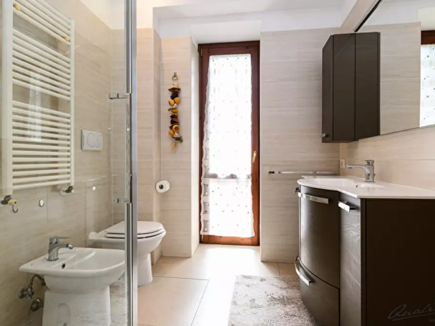 Immagine 14 di Appartamento in vendita  in Via Prizzi a Roma