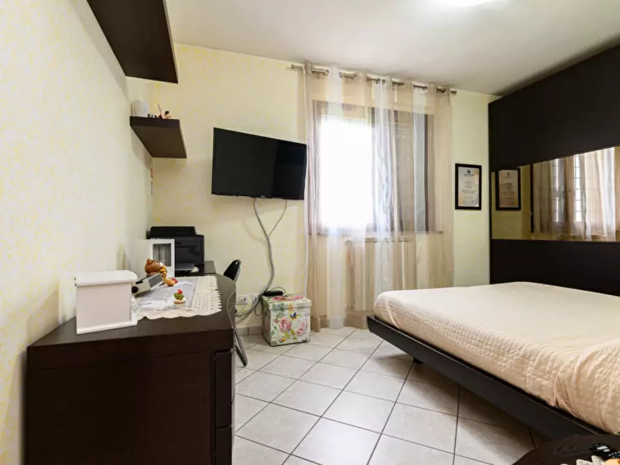 Immagine 18 di Appartamento in vendita  in Via Prizzi a Roma