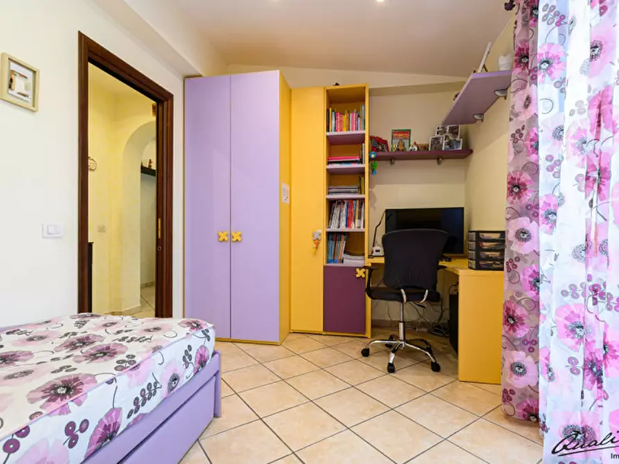 Immagine 25 di Appartamento in vendita  in Via Prizzi a Roma