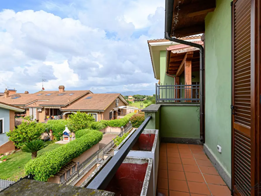 Immagine 33 di Appartamento in vendita  in Via Prizzi a Roma