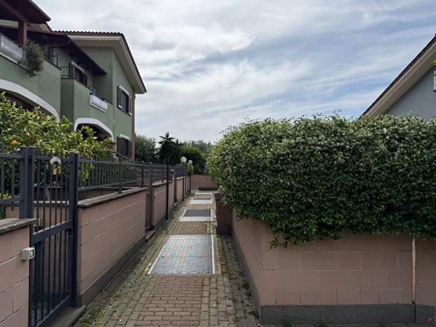 Immagine 36 di Appartamento in vendita  in Via Prizzi a Roma