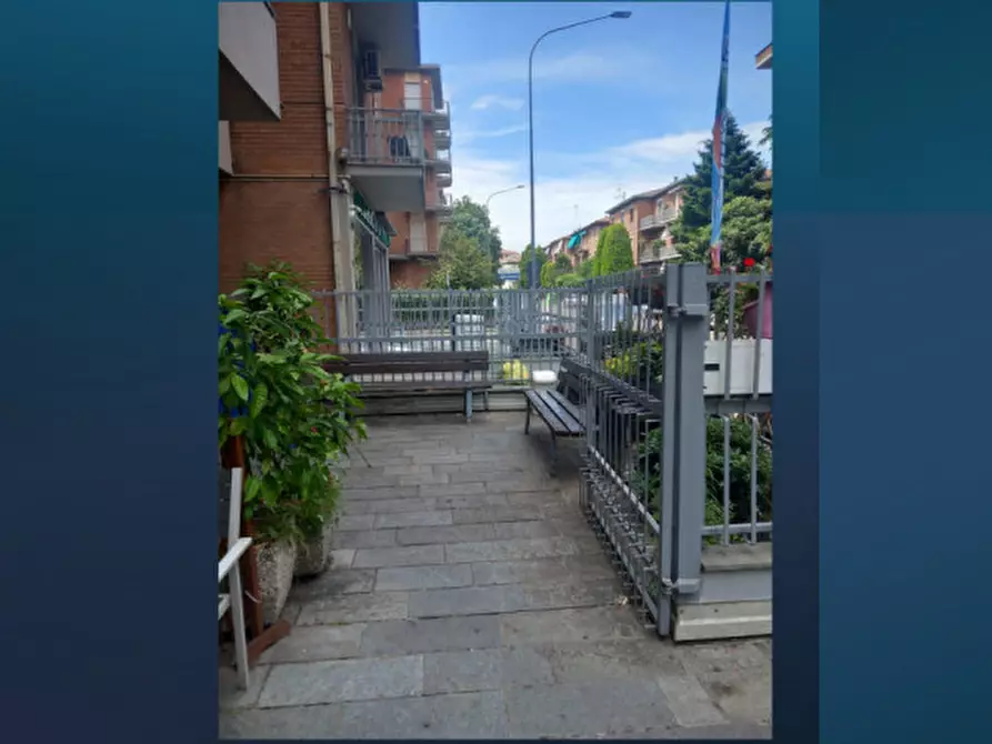 Immagine 4 di Attività commerciale in vendita  in Piazza Athos Maestri a Parma