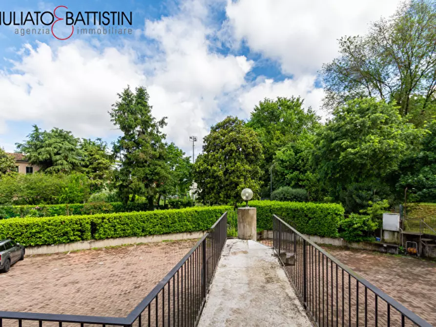 Immagine 2 di Appartamento in vendita  in Vicinanze chieesa San Marco a Vicenza