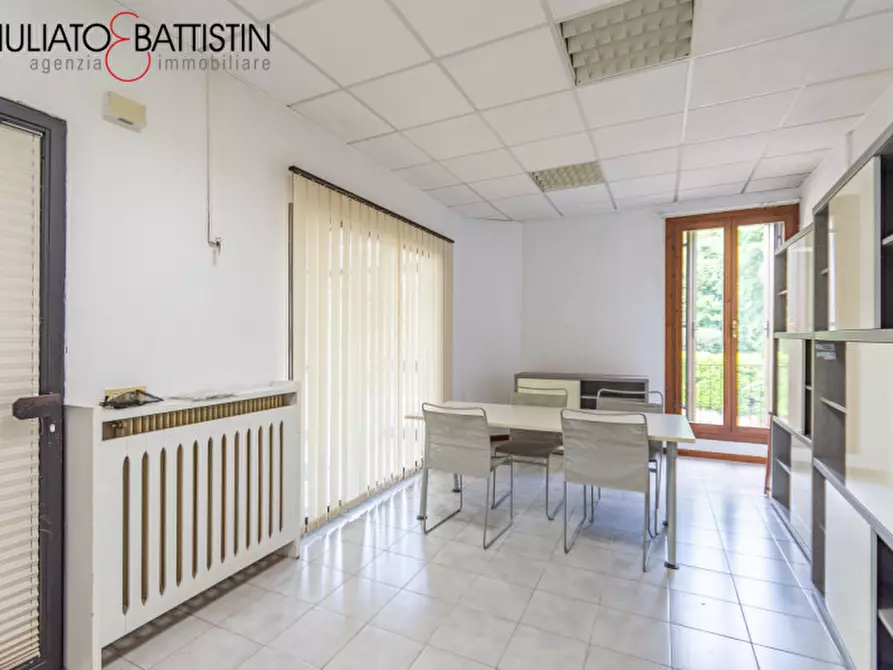 Immagine 4 di Appartamento in vendita  in Vicinanze chieesa San Marco a Vicenza