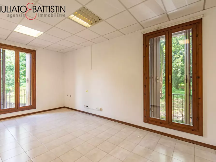 Immagine 5 di Appartamento in vendita  in Vicinanze chieesa San Marco a Vicenza