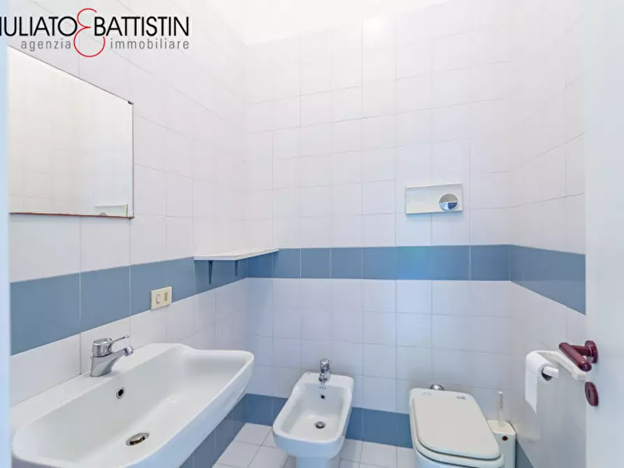 Immagine 9 di Appartamento in vendita  in Vicinanze chieesa San Marco a Vicenza