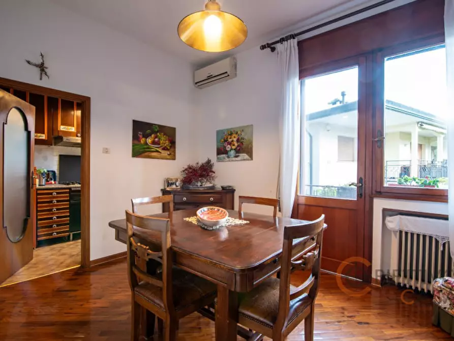 Immagine 14 di Casa bifamiliare in vendita  in Via Cavour a Vigodarzere