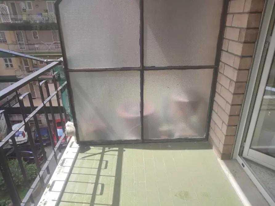 Immagine 34 di Camera in affitto  in via Giulio Palermo a Napoli