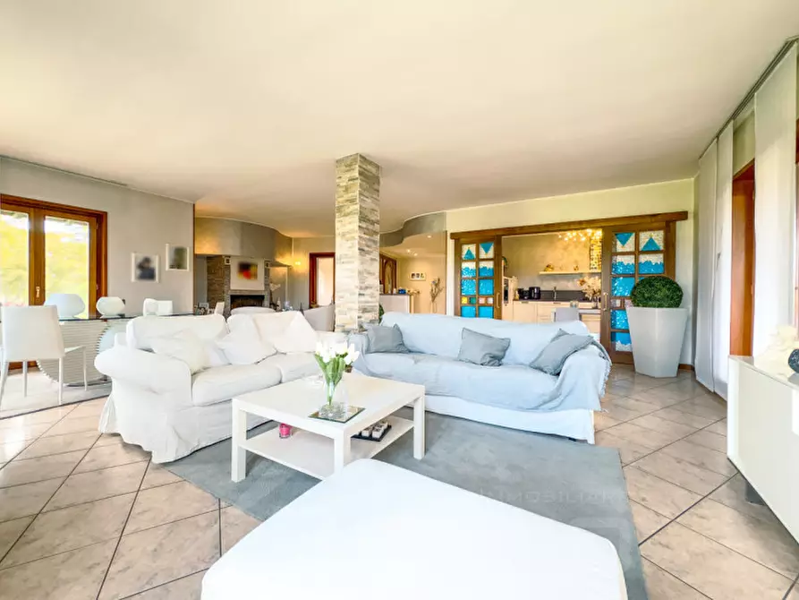 Immagine 2 di Villa in vendita  in via Beltrami 6c a Maggiora