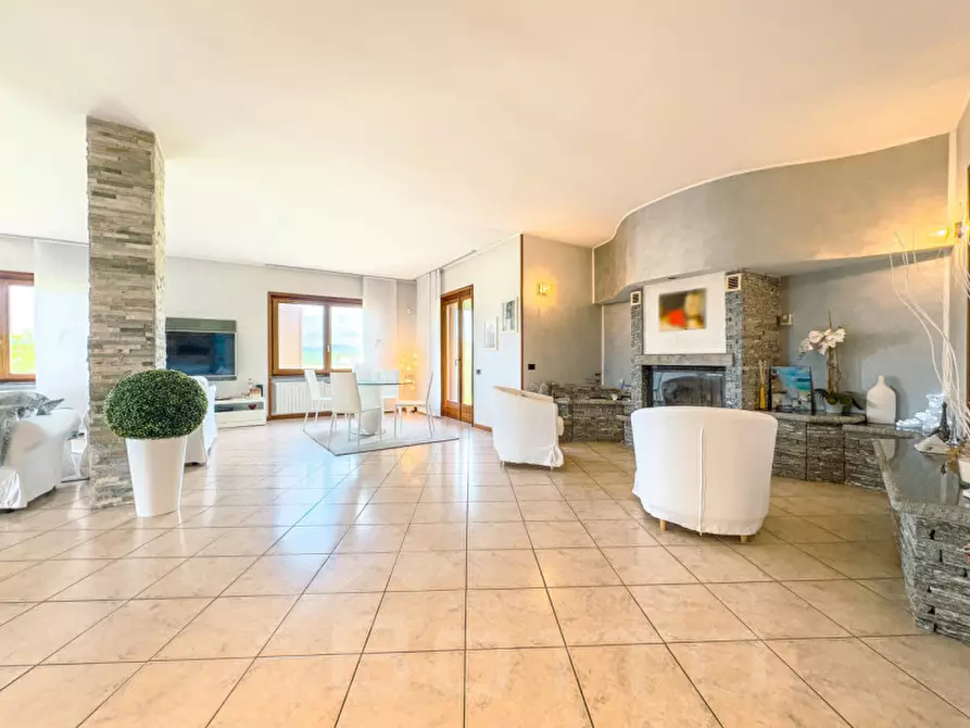 Immagine 6 di Villa in vendita  in via Beltrami 6c a Maggiora