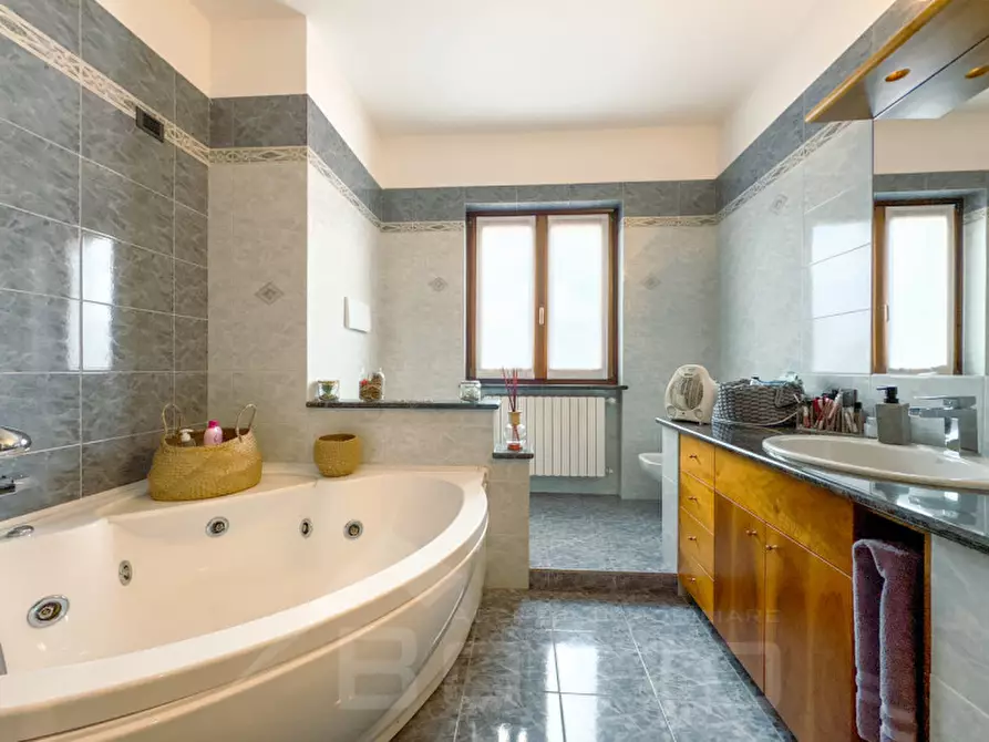 Immagine 24 di Villa in vendita  in via Beltrami 6c a Maggiora