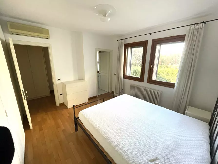 Immagine 13 di Appartamento in vendita  in Via delle Querce a Castelfranco Veneto