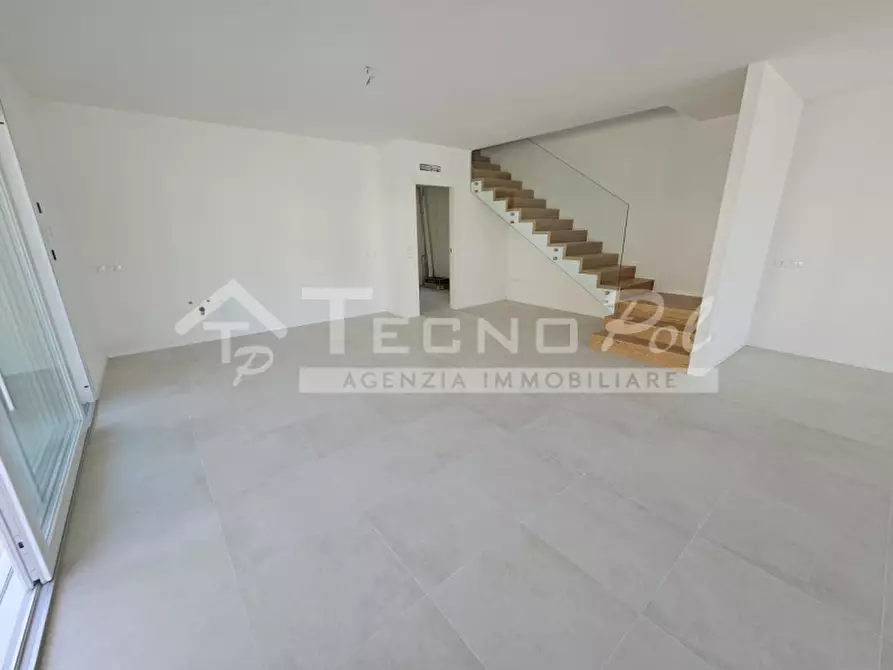 Immagine 8 di Casa bifamiliare in vendita  a Camposampiero