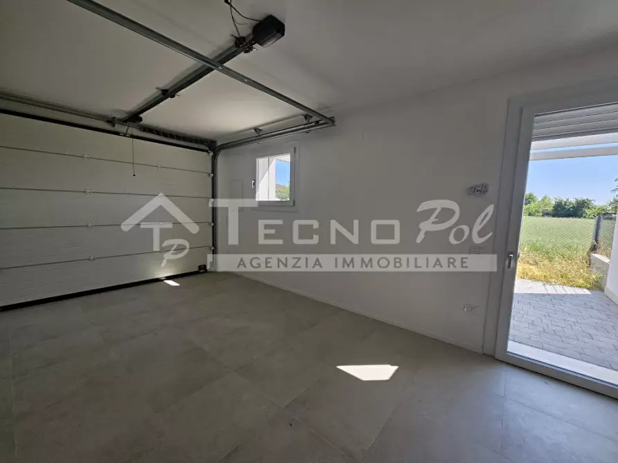 Immagine 9 di Casa bifamiliare in vendita  a Camposampiero