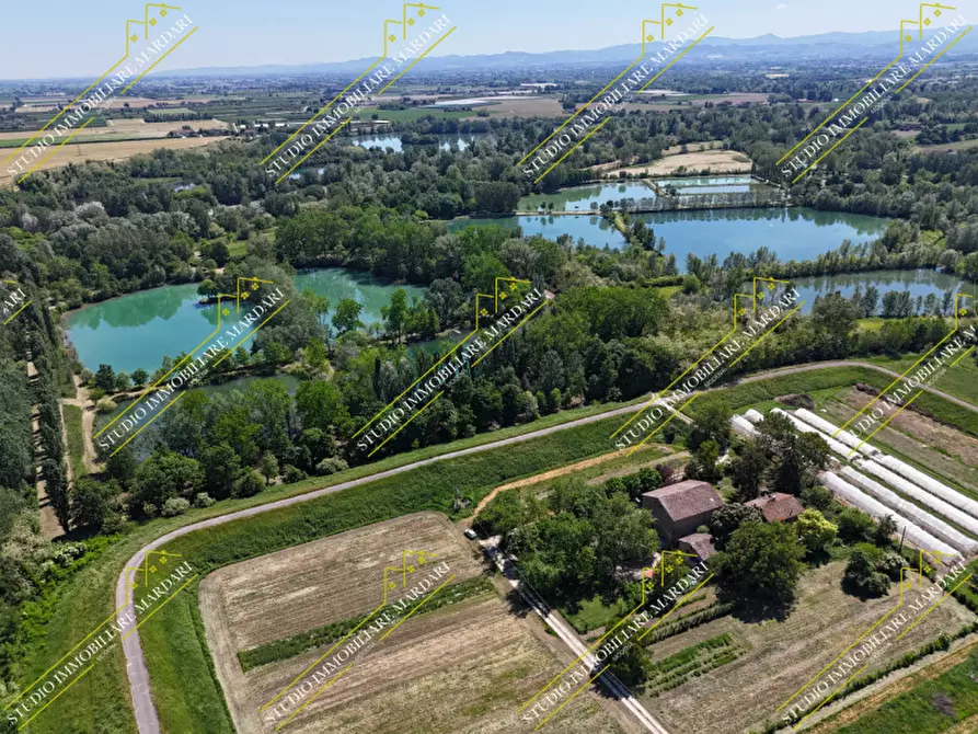 Immagine 5 di Villa in vendita  in Strada Grande, 325 a Modena