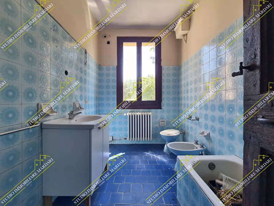 Immagine 17 di Villa in vendita  in Strada Grande, 325 a Modena