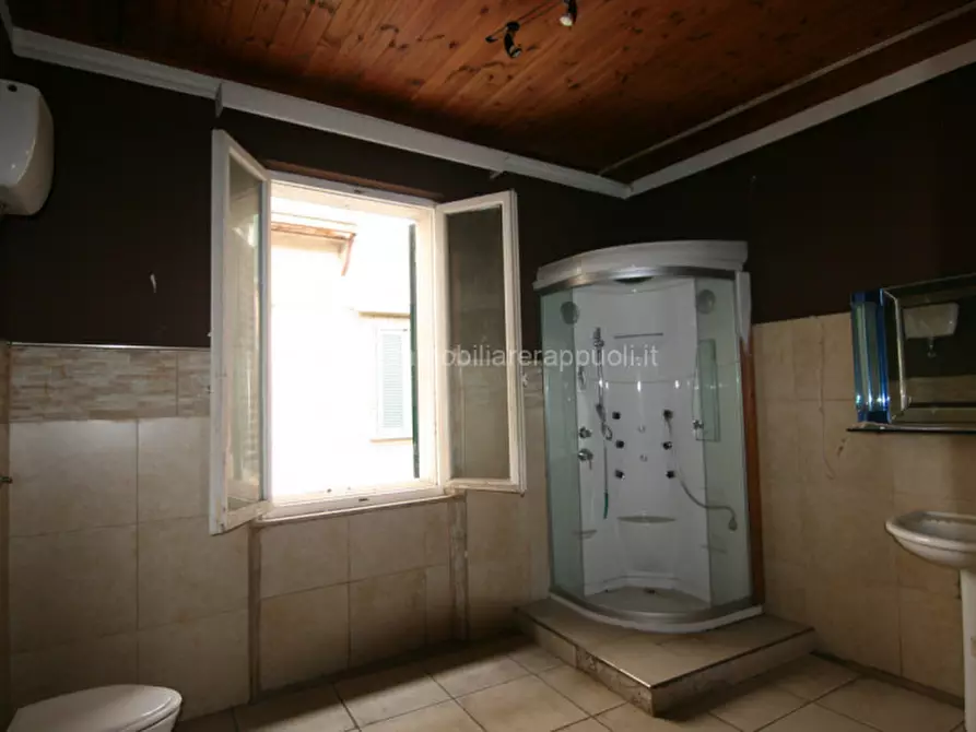 Immagine 7 di Casa indipendente in vendita  a Foiano Della Chiana