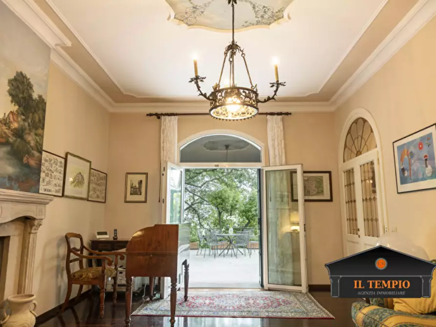 Immagine 6 di Villa in vendita  in via castello a Vicenza