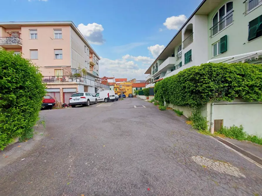 Immagine 7 di Posto auto in vendita  in Via Piave, N. 224 a Vado Ligure