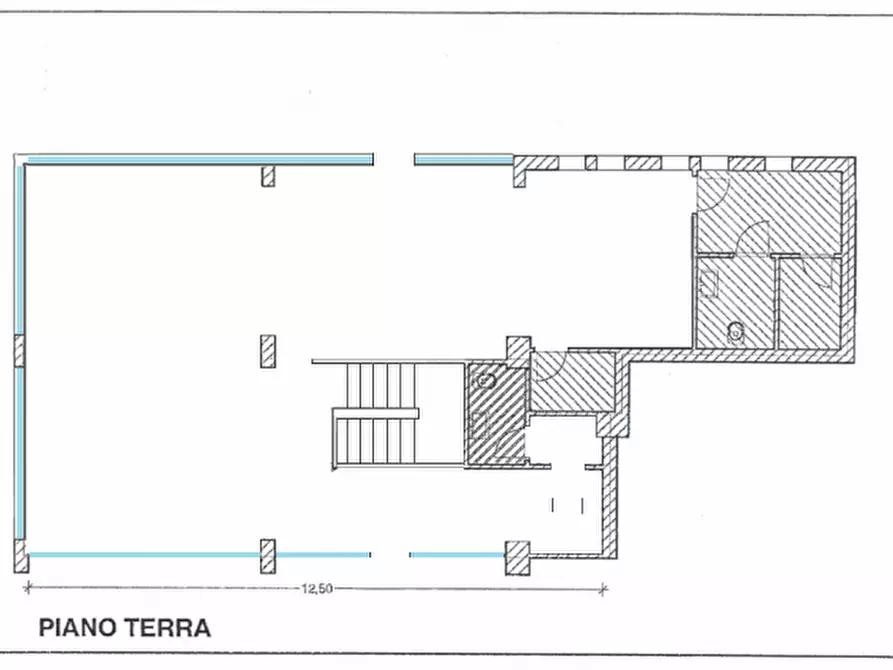 Immagine 23 di Negozio in vendita  in Via Pietro Maroncelli a Padova