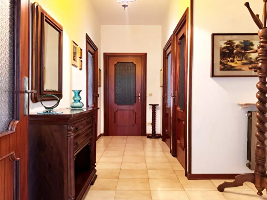 Immagine 16 di Villa in vendita  a Alseno