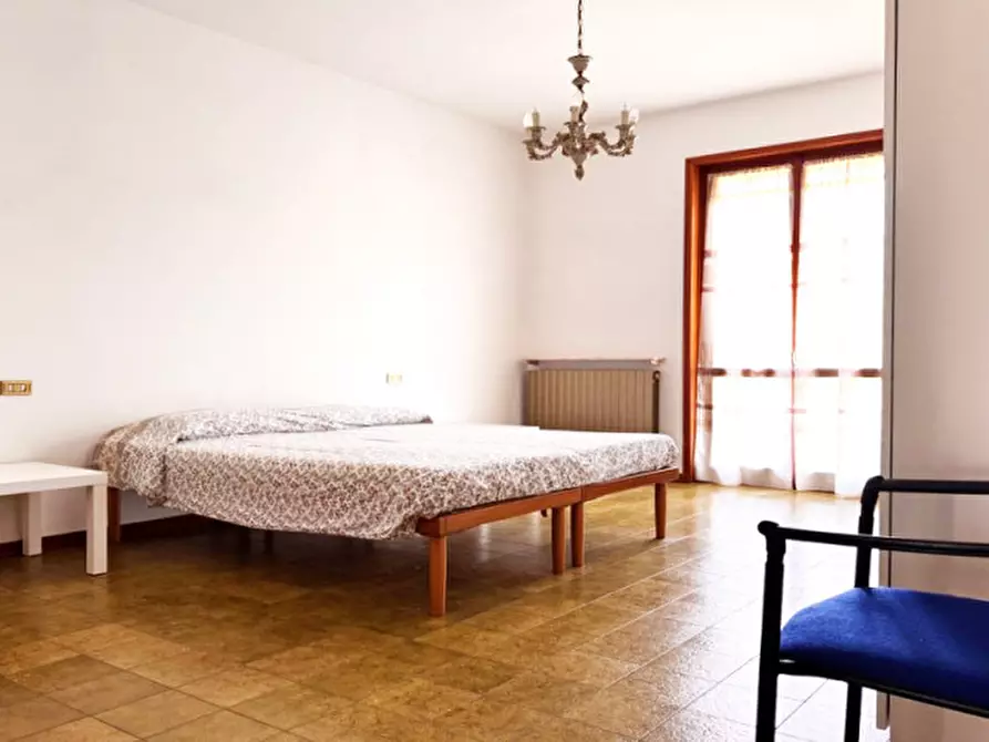 Immagine 21 di Villa in vendita  a Alseno