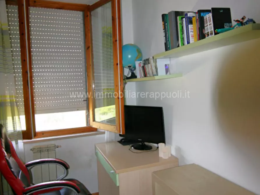 Immagine 6 di Appartamento in vendita  a Montepulciano