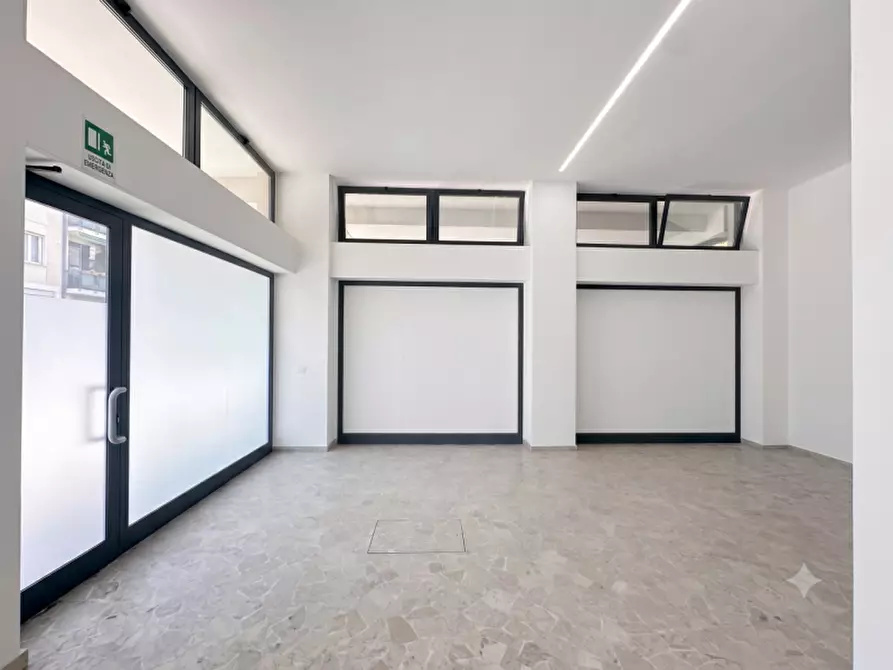 Immagine 2 di Negozio in affitto  in VIA FORTE MARGHERA a Venezia