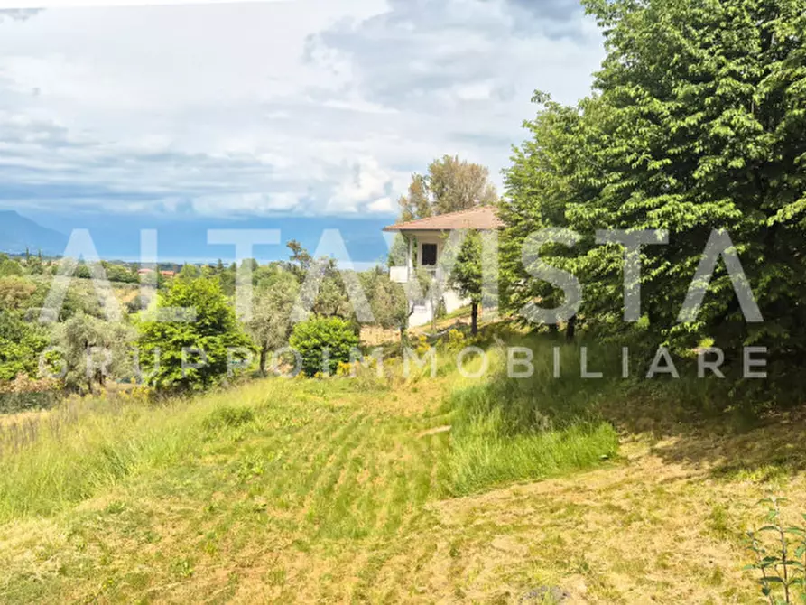 Immagine 1 di Terreno in vendita  in Via dei Colli a Soiano Del Lago