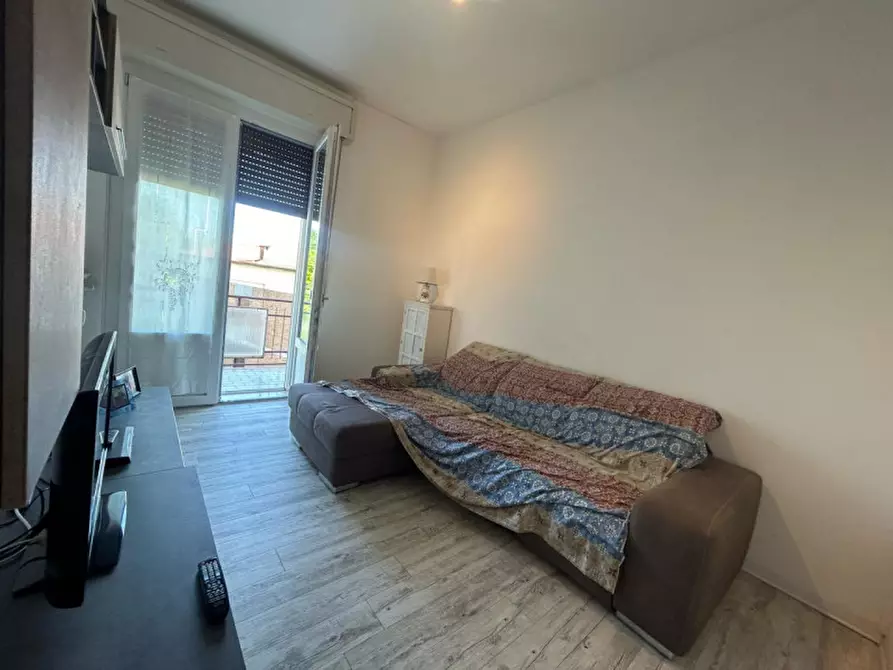 Immagine 2 di Appartamento in vendita  in Via Dei Fiori a Sorbolo Mezzani