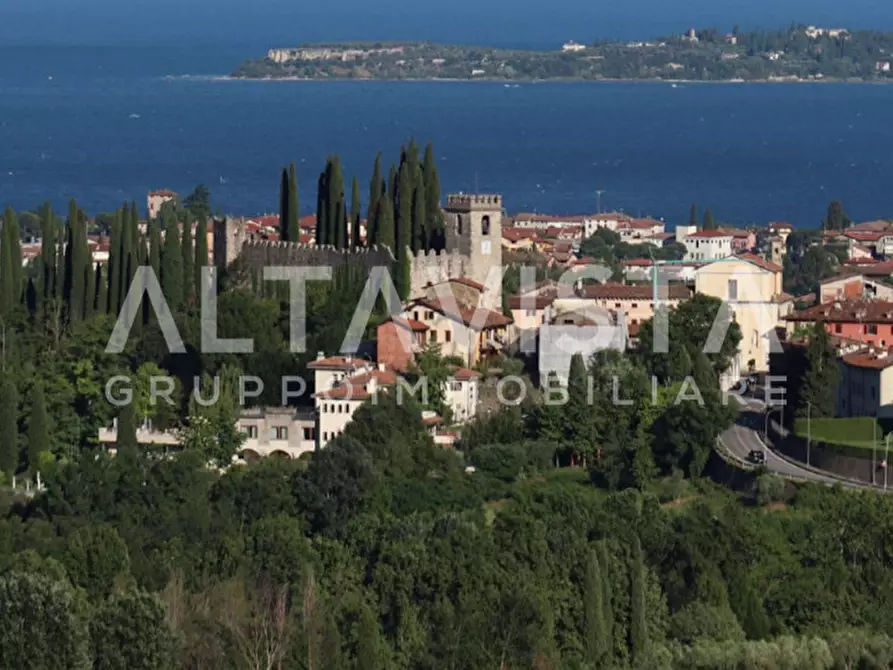 Immagine 3 di Villa in vendita  in Via Monticelli a Soiano Del Lago