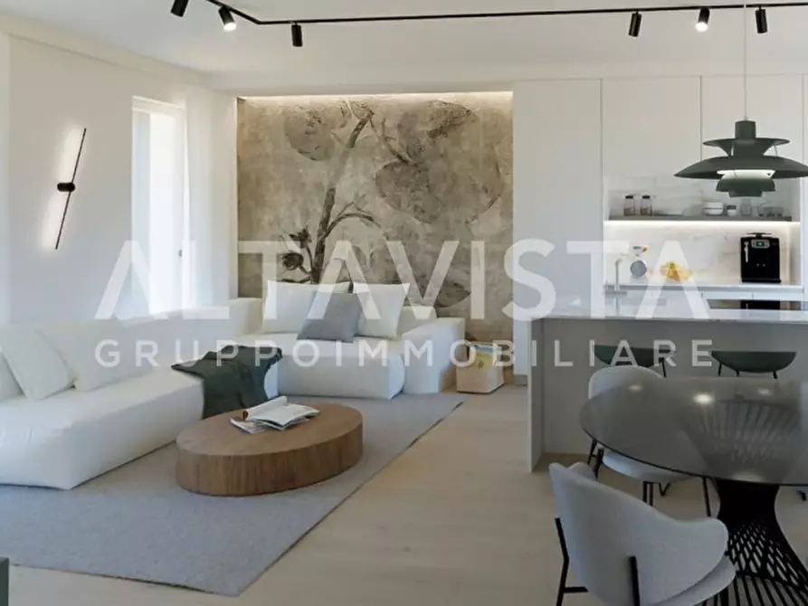 Immagine 5 di Villa in vendita  in Via Monticelli a Soiano Del Lago