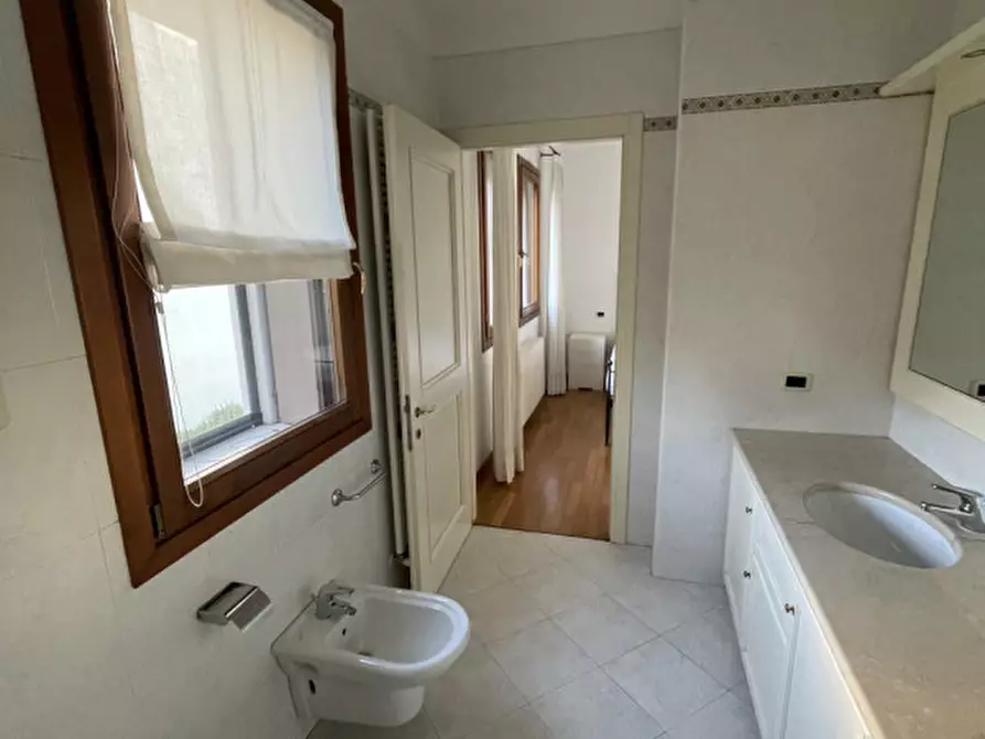 Immagine 17 di Appartamento in vendita  in Via dei Carpani a Castelfranco Veneto