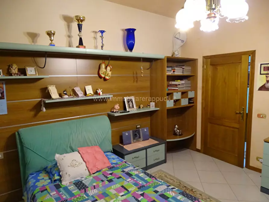 Immagine 17 di Capannone industriale in vendita  a Sinalunga