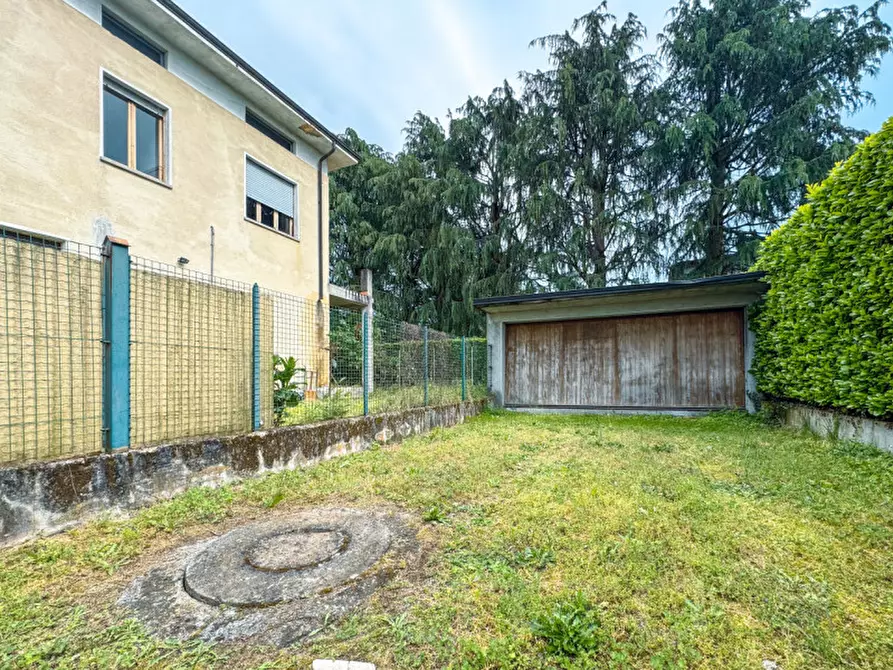 Immagine 14 di Appartamento in vendita  in Via Novara 300 a Borgomanero