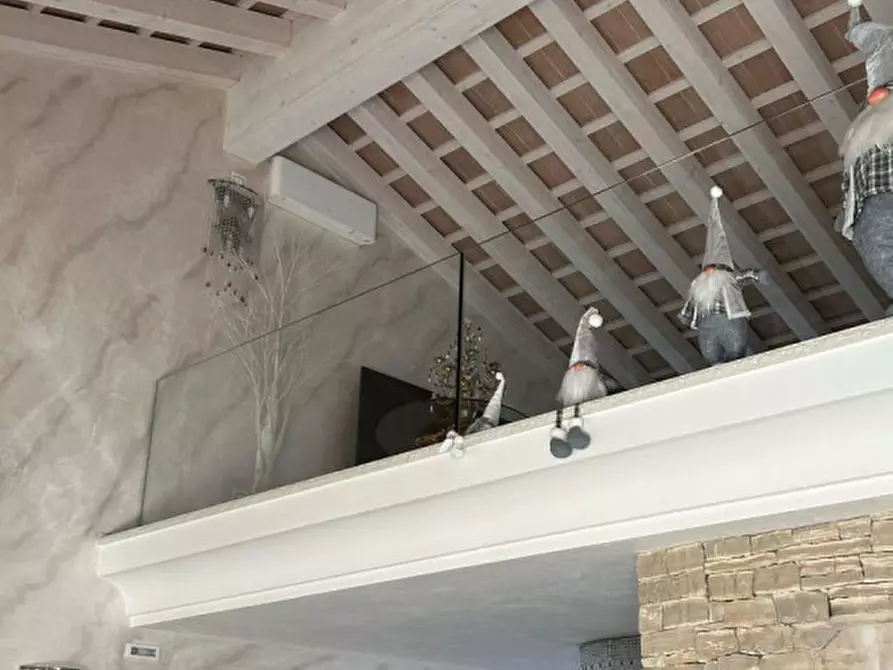 Immagine 11 di Casa indipendente in vendita  in Via Col Moschin 34 a Rosà