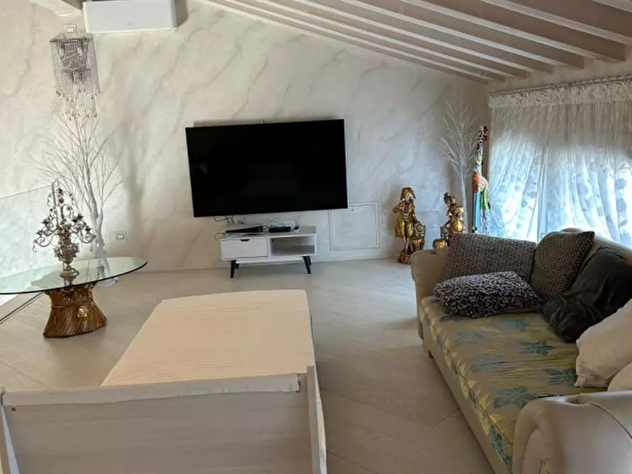 Immagine 14 di Casa indipendente in vendita  in Via Col Moschin 34 a Rosà