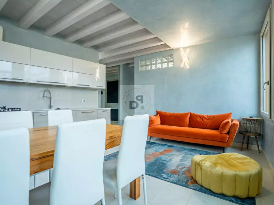 Immagine 8 di Appartamento in vendita  in piazza duomo a Brescia